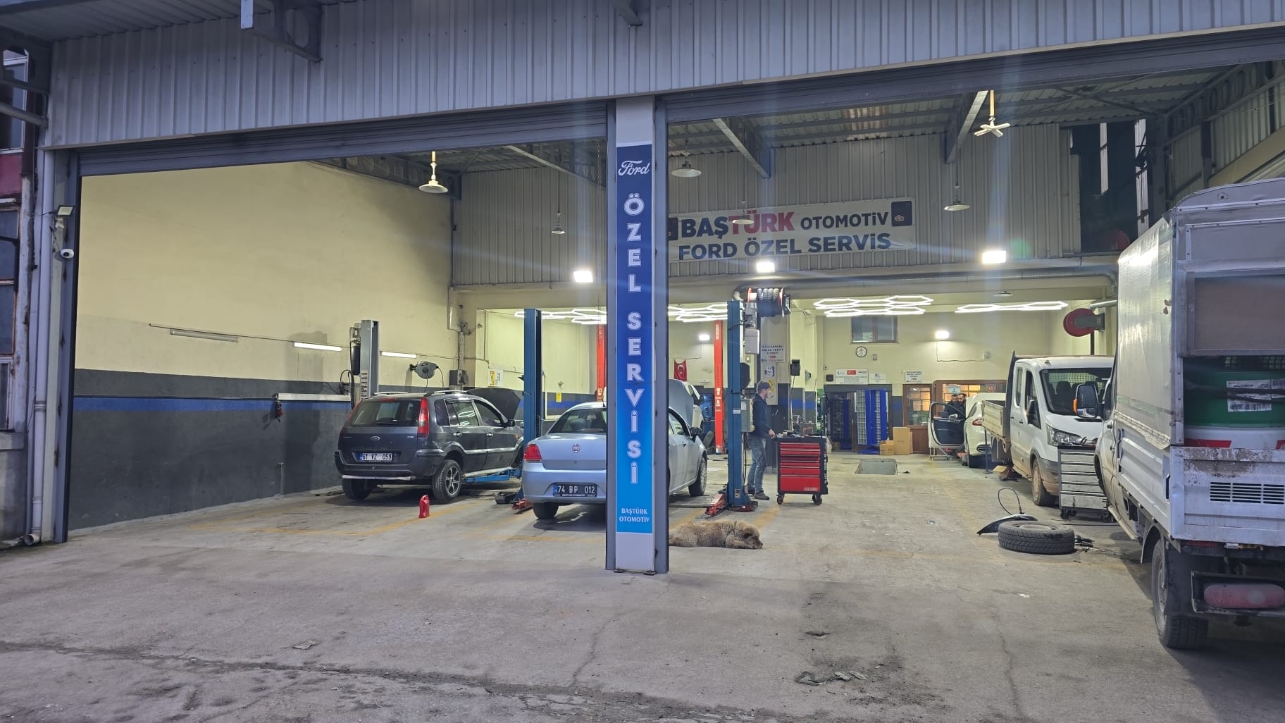 Baştürk Otomotiv Ford Özel Servis